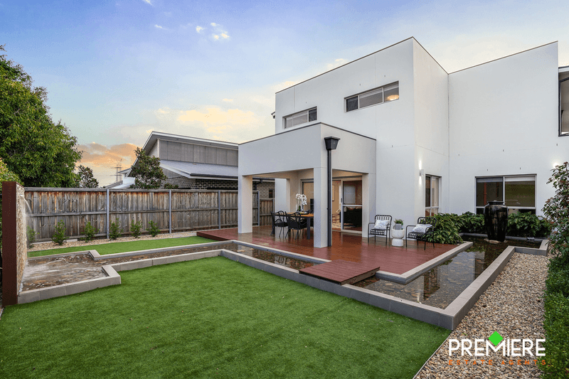 19 Halifax Way, Gledswood Hills, NSW 2557