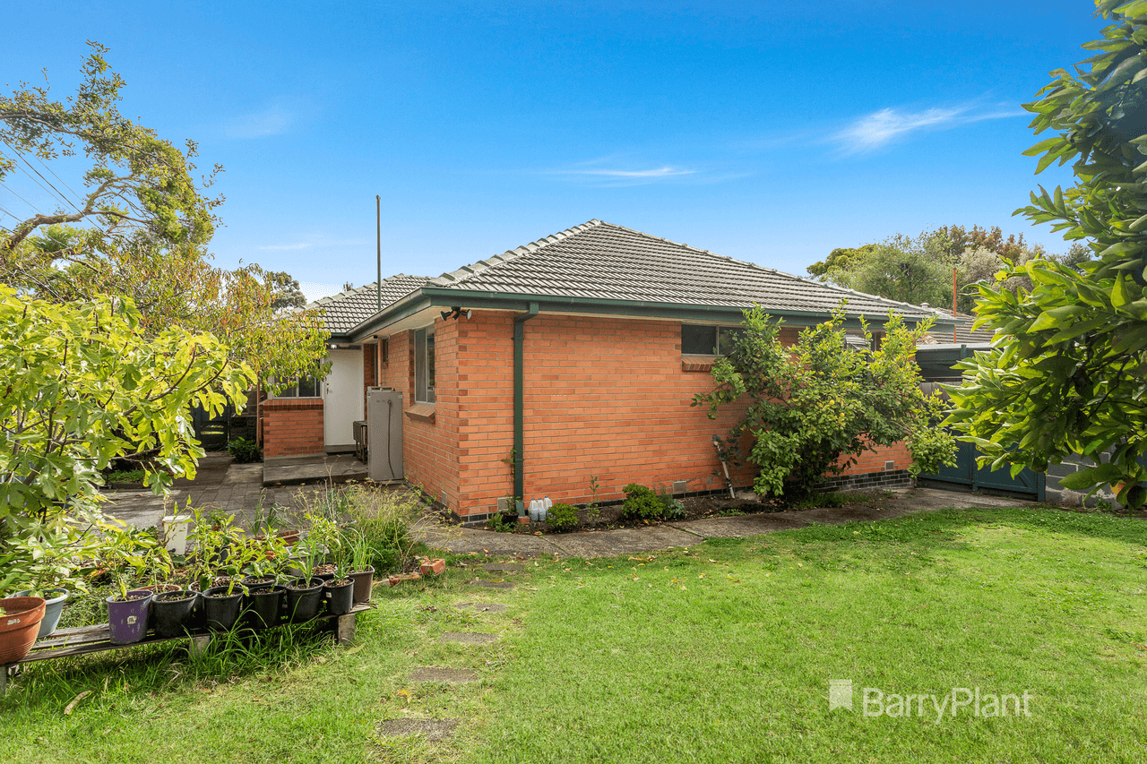 1 Chamberlin Court, BLACKBURN SOUTH, VIC 3130