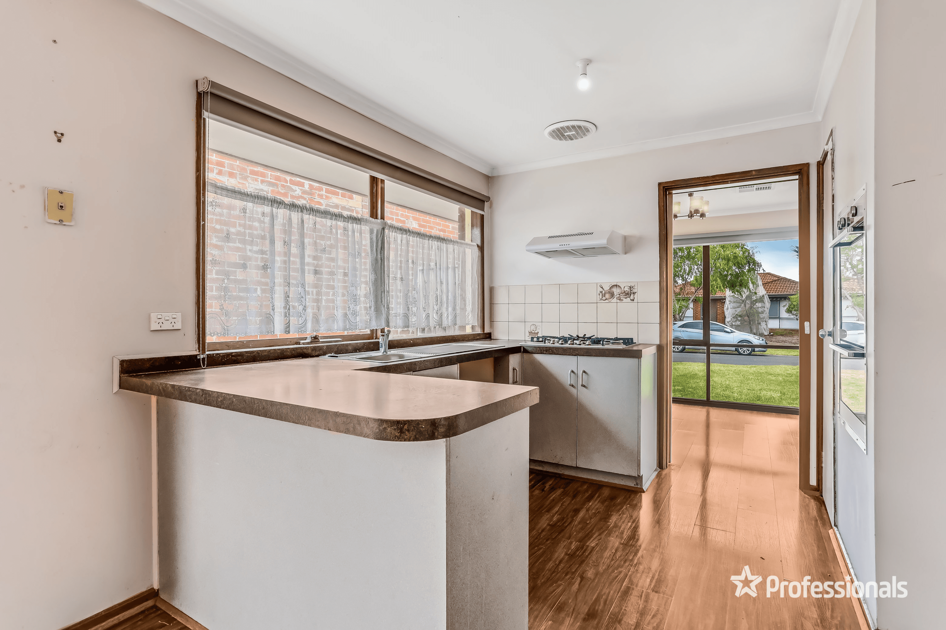 14 Lena Court, HOPPERS CROSSING, VIC 3029