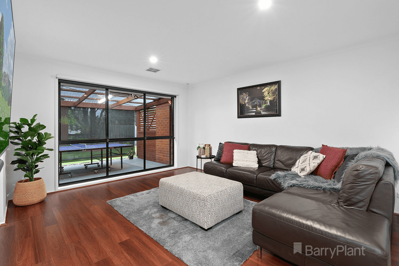 2 Aristotle Court, Narre Warren, VIC 3805