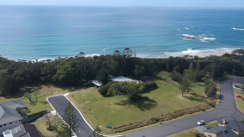 26 Headland Road, SAPPHIRE BEACH, NSW 2450