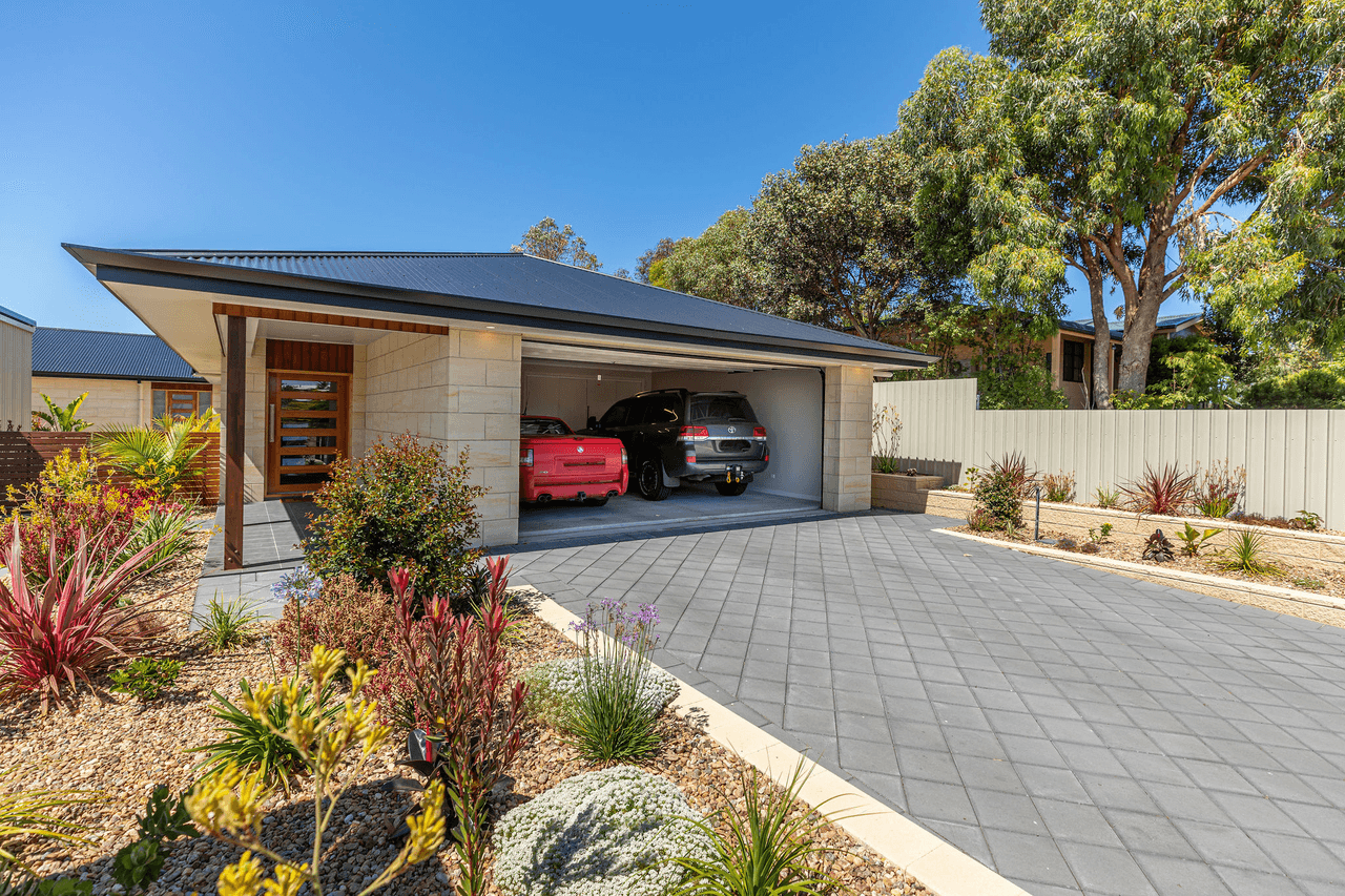 27 Holly Rise, COFFIN BAY, SA 5607