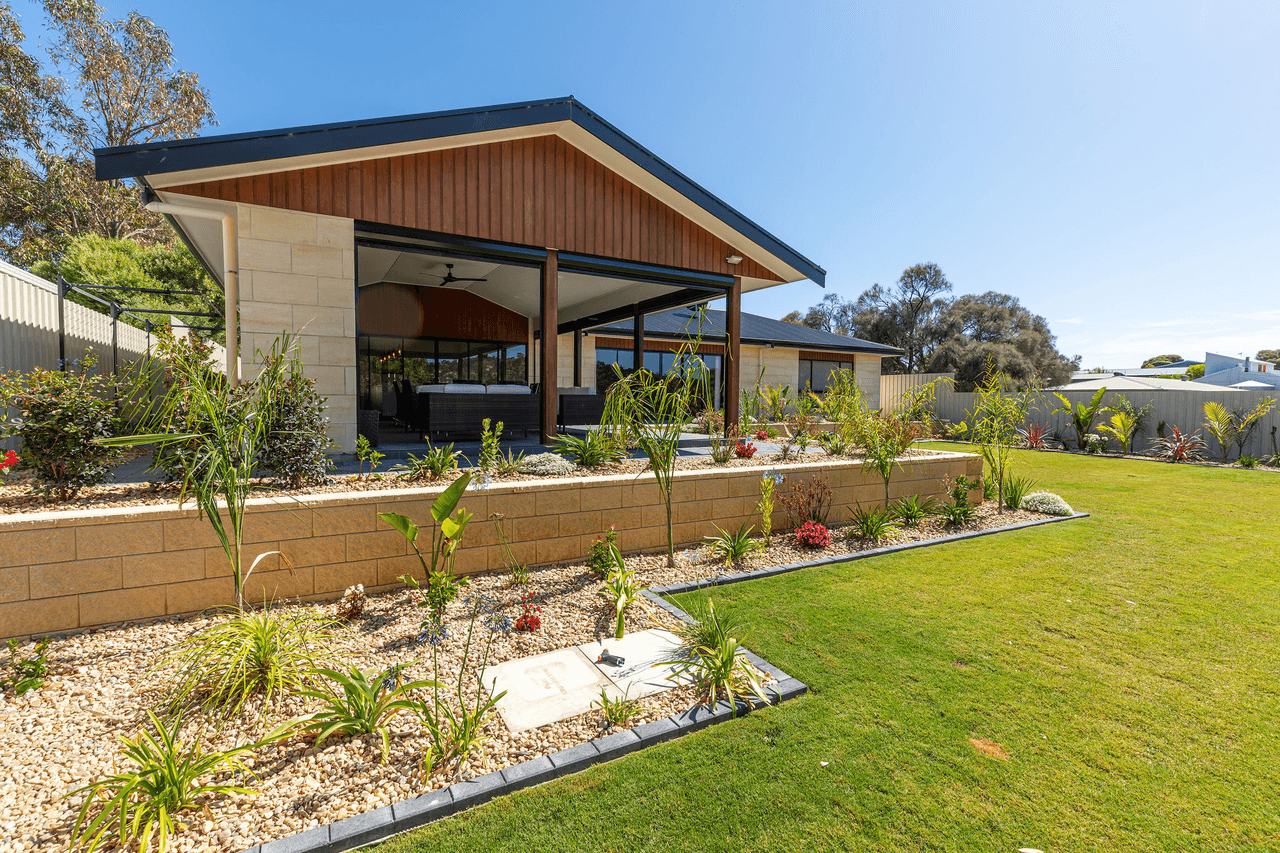 27 Holly Rise, COFFIN BAY, SA 5607