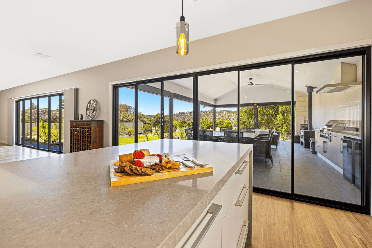 27 Holly Rise, COFFIN BAY, SA 5607