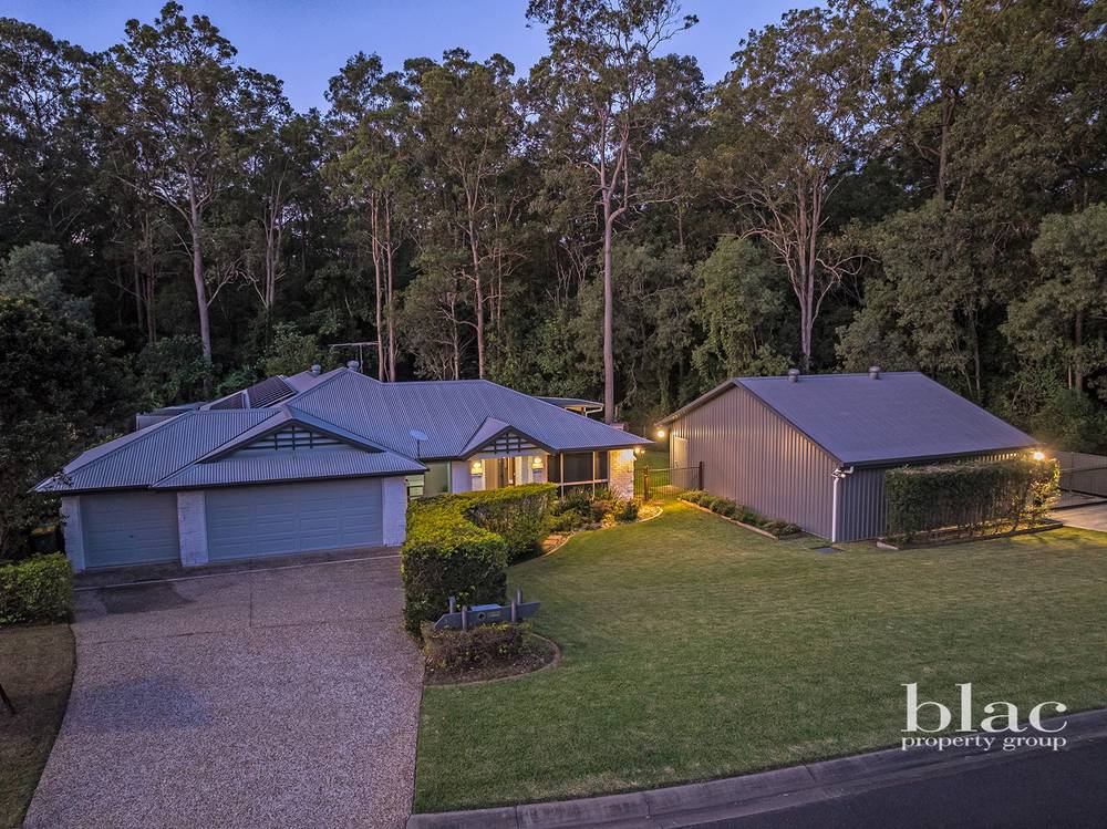 1 Pheasant Court, CASHMERE, QLD 4500