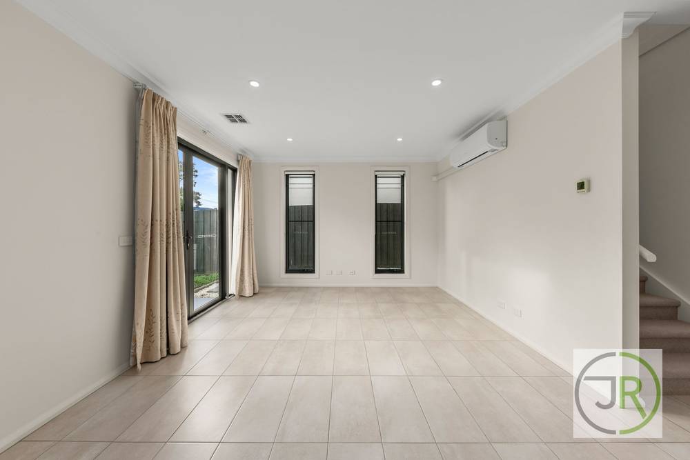 129 Billy Buttons Dr, NARRE WARREN, VIC 3805