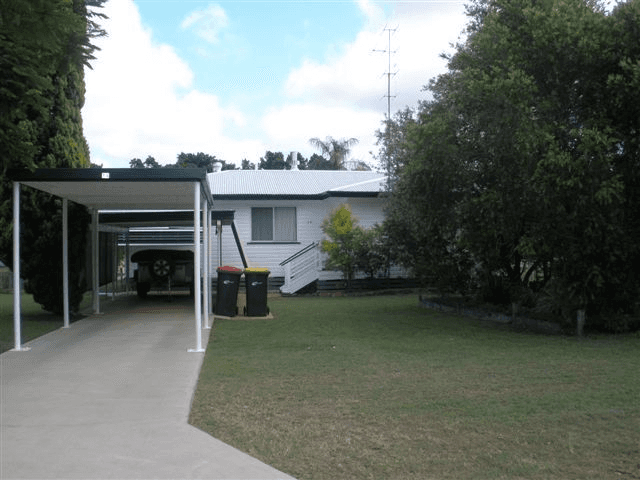 14 Arnold St, BLACKWATER, QLD 4717