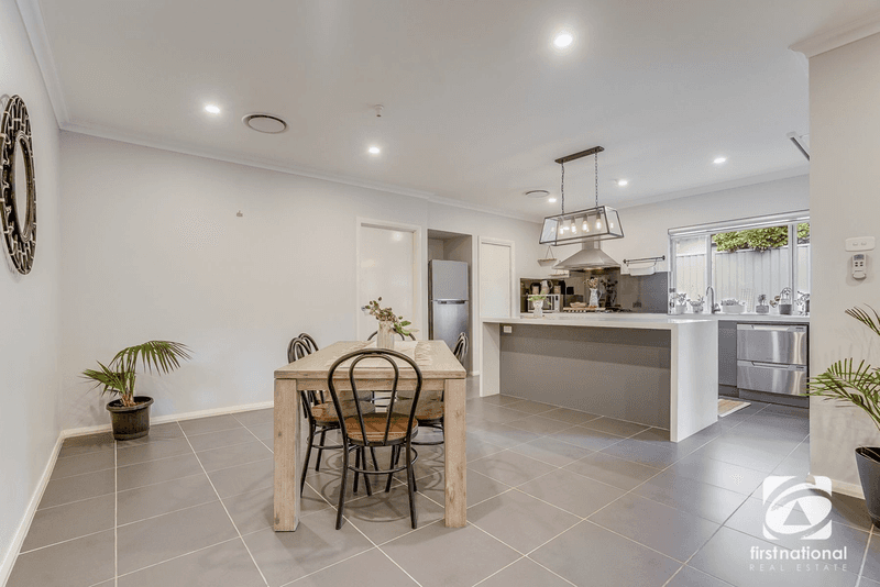 7 Finch Place, GREGORY HILLS, NSW 2557