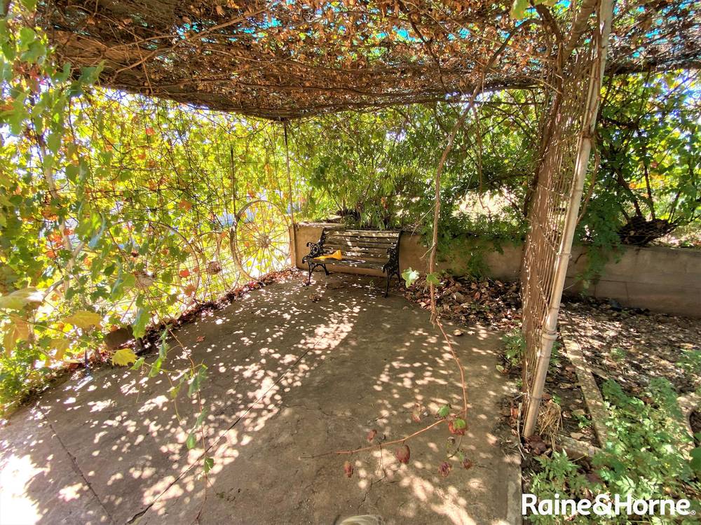 13 Park Street, PARKES, NSW 2870