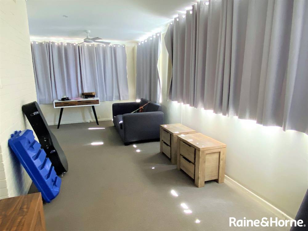 13 Park Street, PARKES, NSW 2870