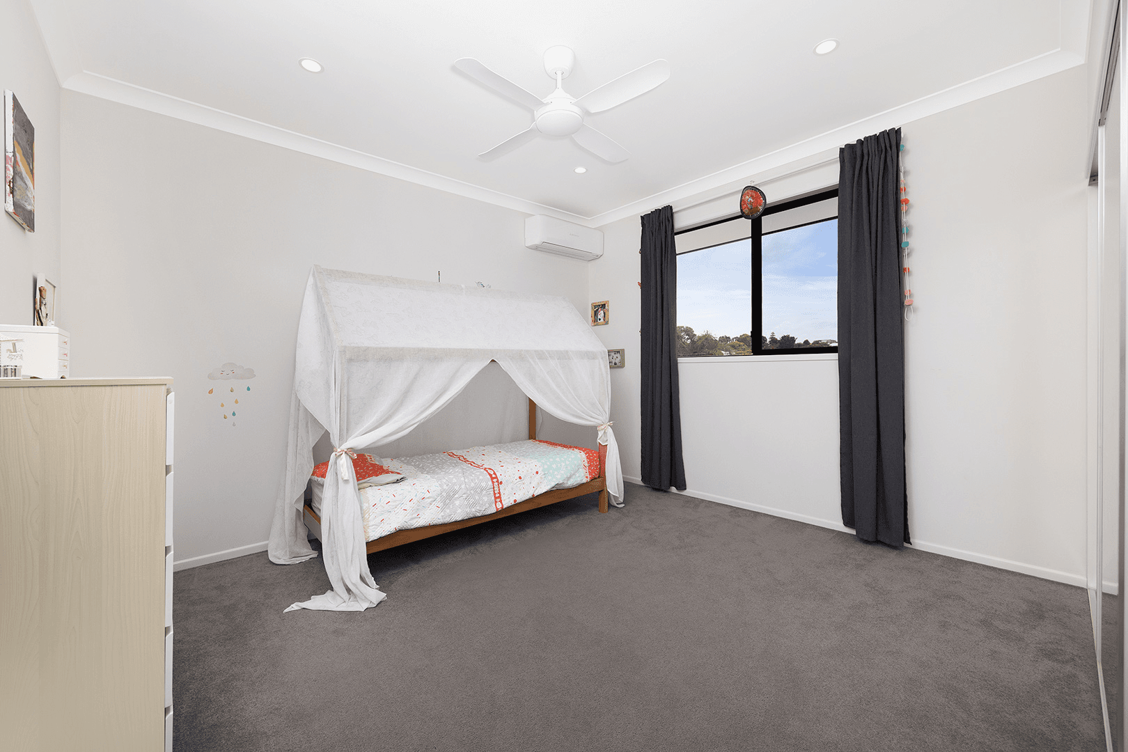 10 Kembla Street, WAVELL HEIGHTS, QLD 4012