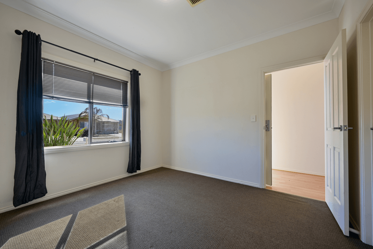 51 Custance Avenue, WHYALLA JENKINS, SA 5609