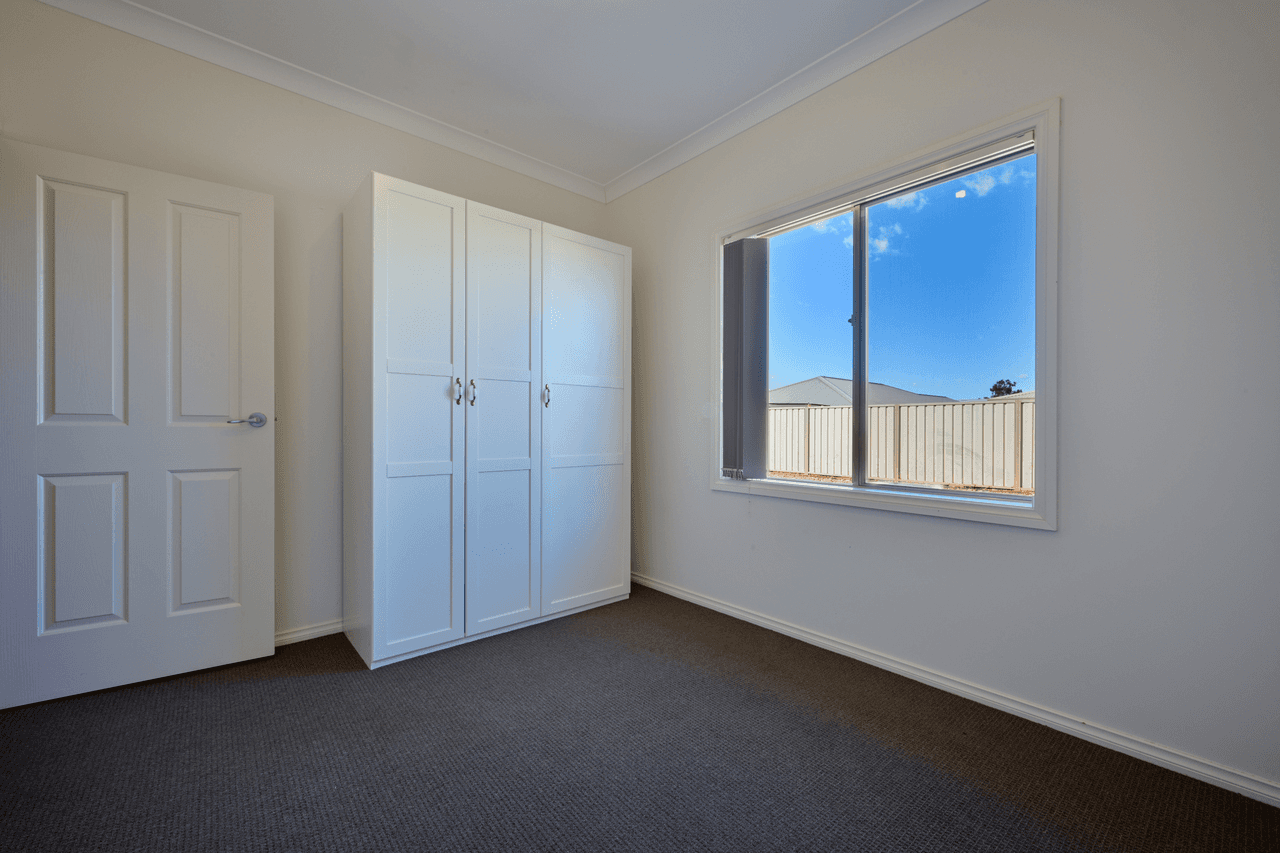 51 Custance Avenue, WHYALLA JENKINS, SA 5609