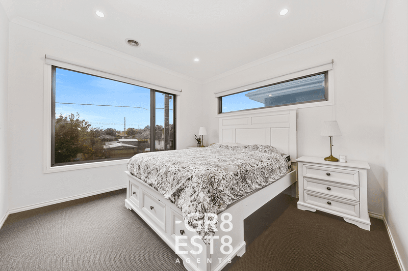 1c The Birches, DOVETON, VIC 3177