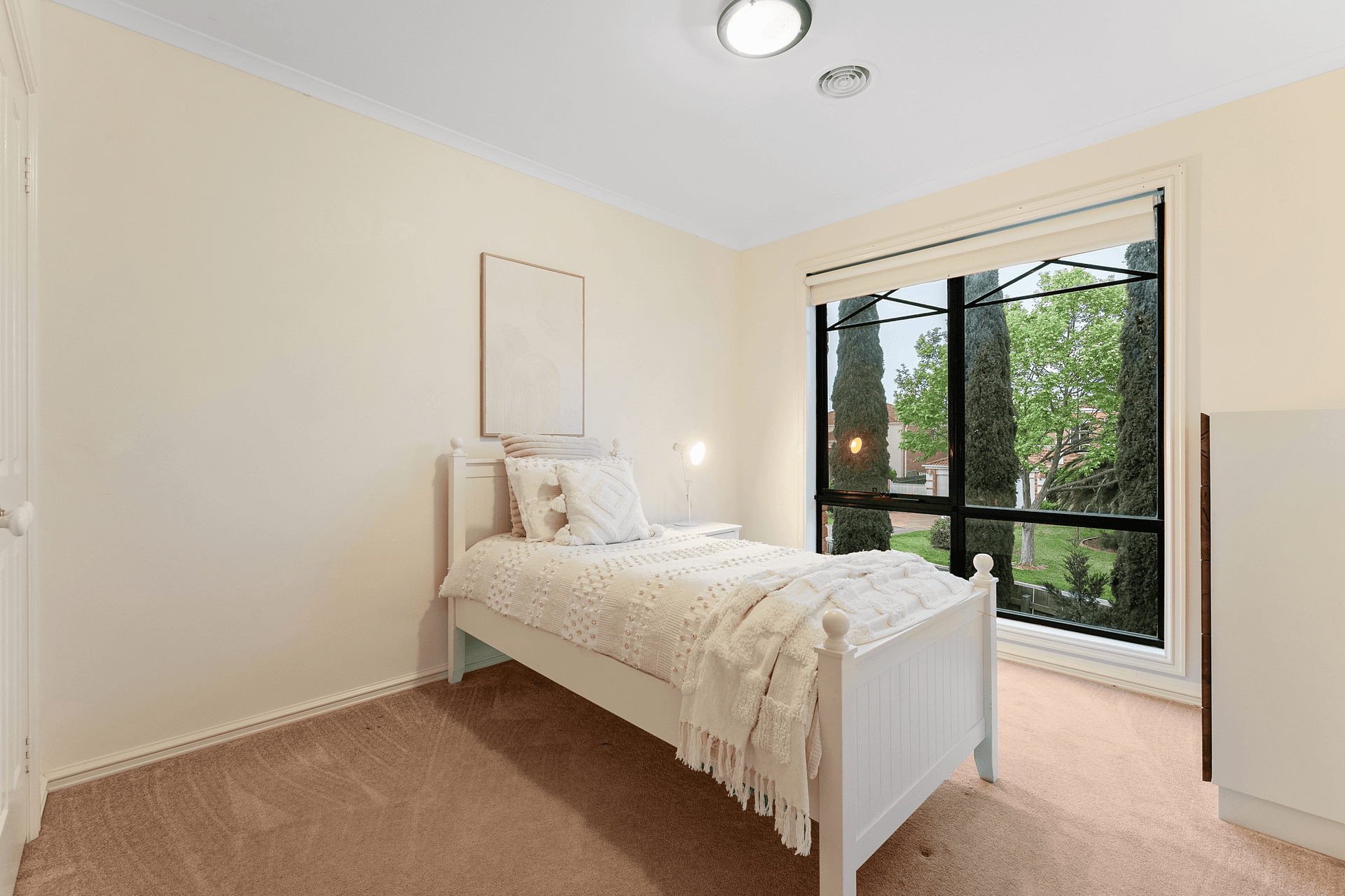 12 Stirling Court, Hillside, VIC 3037