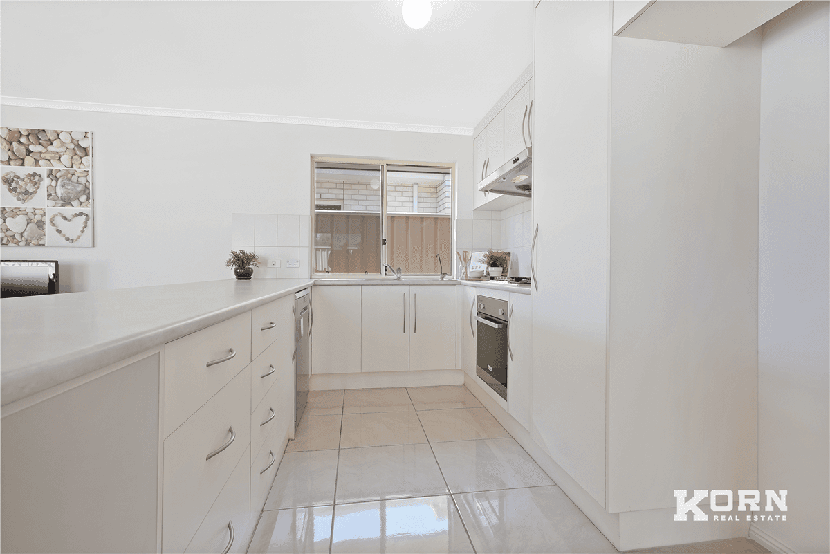 8 Colac Street, GREENACRES, SA 5086