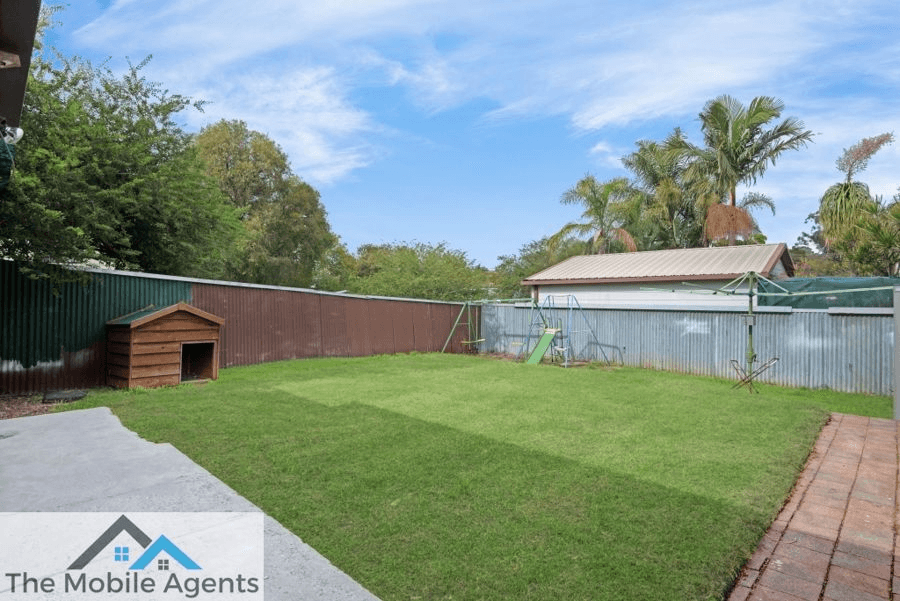 3 Richardson cres, HEBERSHAM, NSW 2770