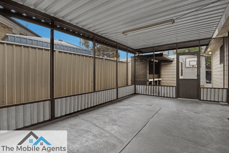 3 Richardson cres, HEBERSHAM, NSW 2770