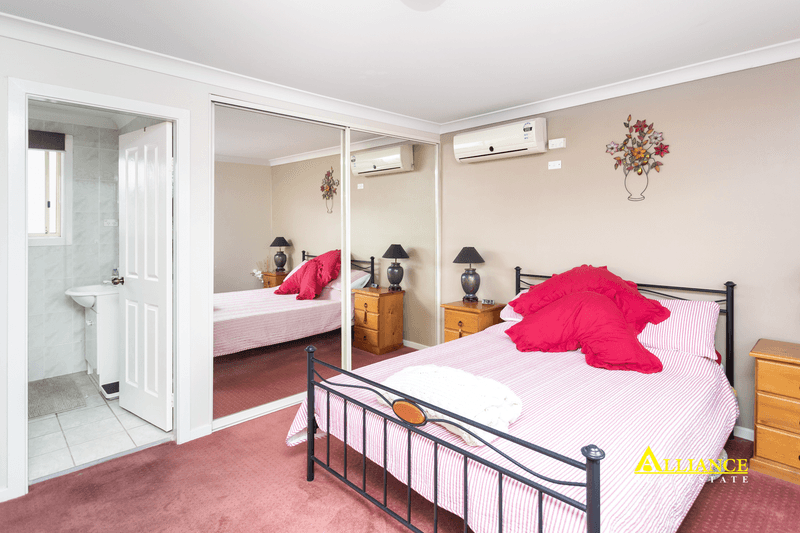 1/6-8 Lehn Road, East Hills, NSW 2213