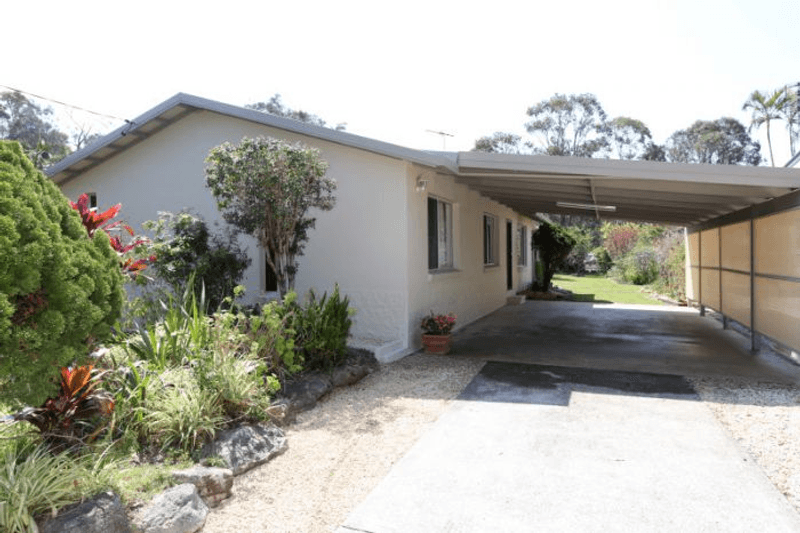 19 Pine Crescent, SANDY BEACH, NSW 2456