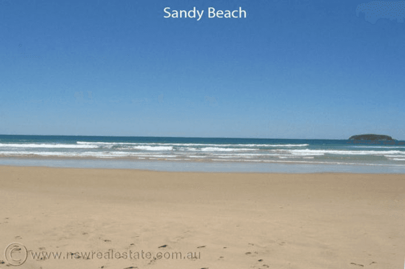 19 Pine Crescent, SANDY BEACH, NSW 2456