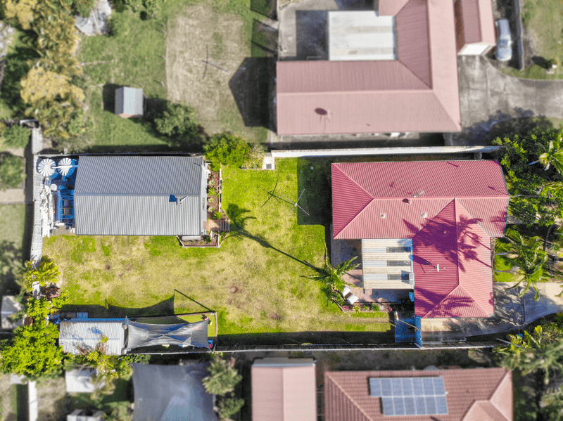 31 IVANHOE DRIVE, BETHANIA, QLD 4205