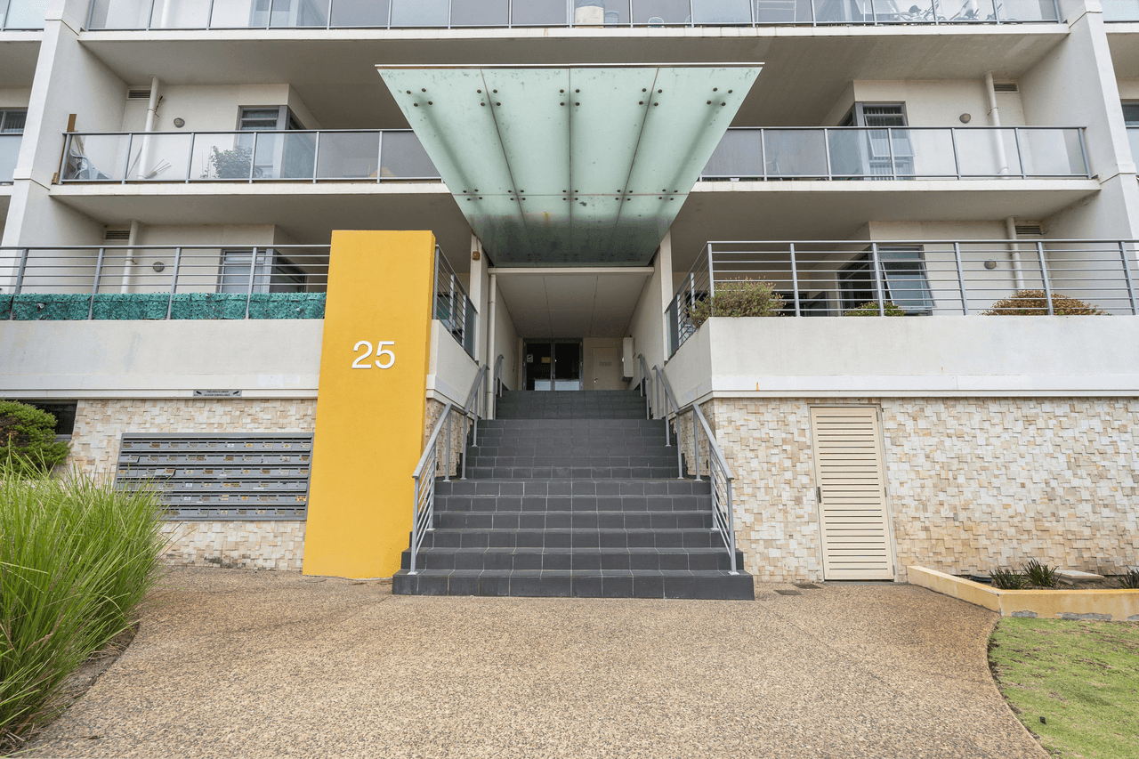 411/25 Malata Crescent, SUCCESS, WA 6164