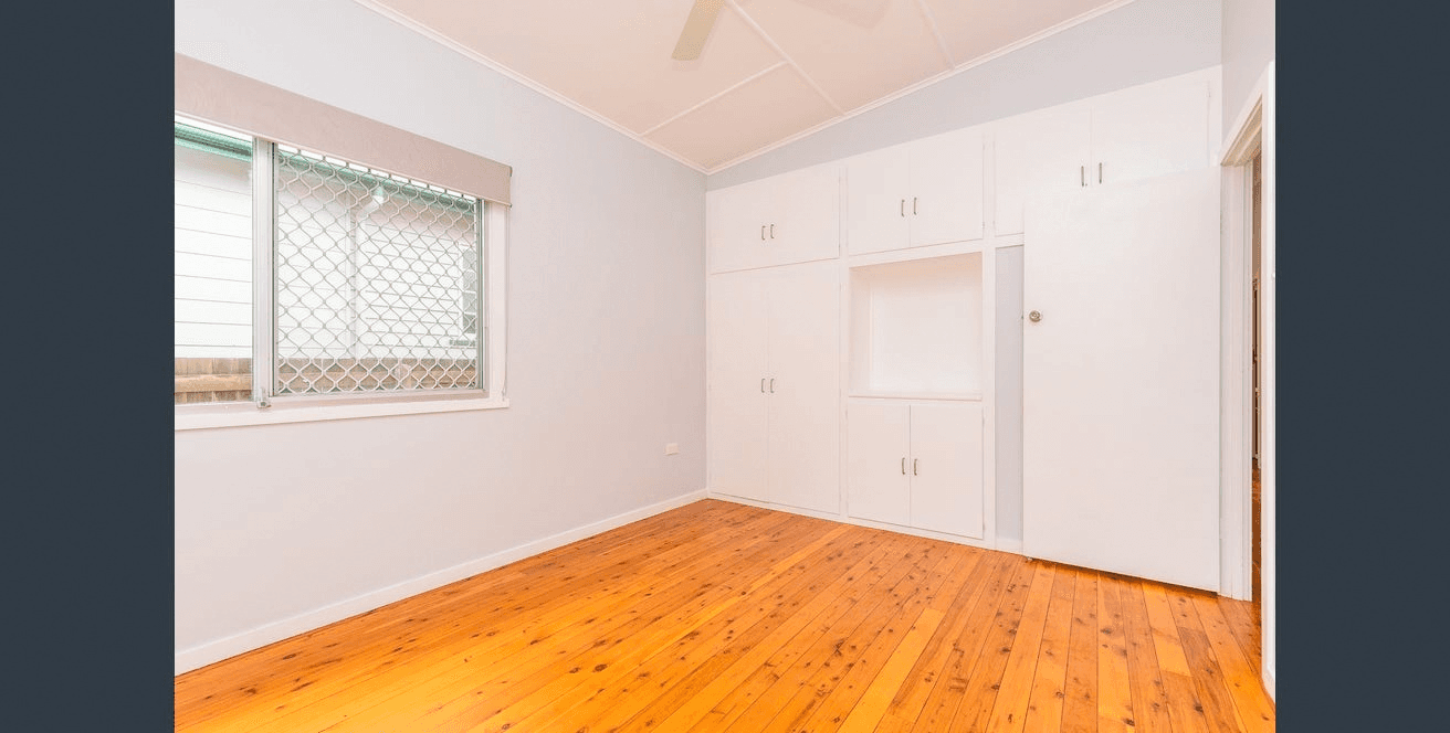 133 Oxley Avenue, Woody Point, QLD 4019