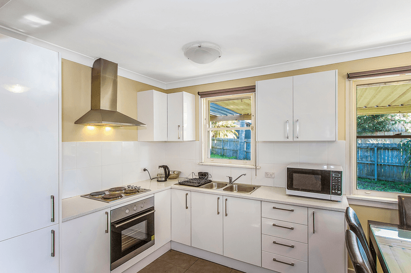 40 Owen Avenue, Wyong, NSW 2259