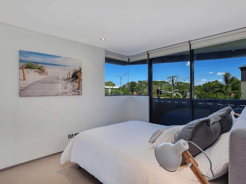 2026/2-14 The Esplanade, BURLEIGH HEADS, QLD 4220