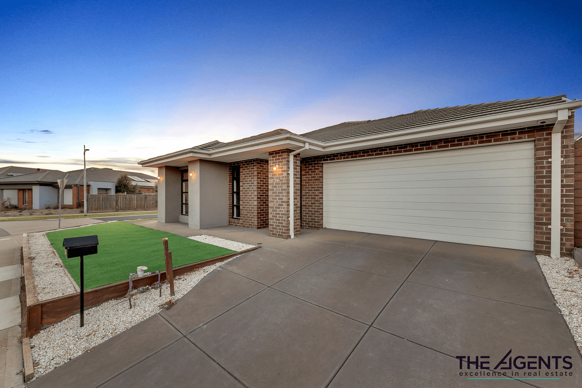 22 Dutch Avenue, Manor Lakes, VIC 3024