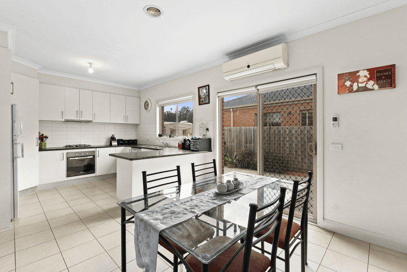 77 Kirkton Dr, Kurunjang, VIC 3337