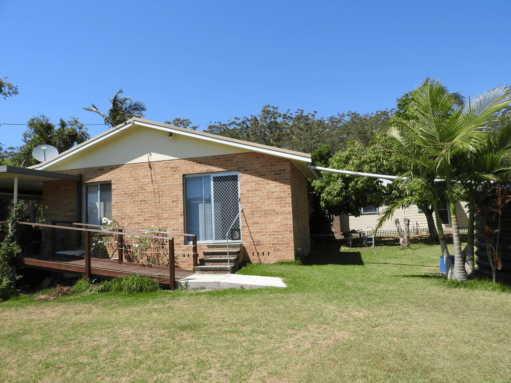 484 Blackbutt Road,, HERONS CREEK, NSW 2439