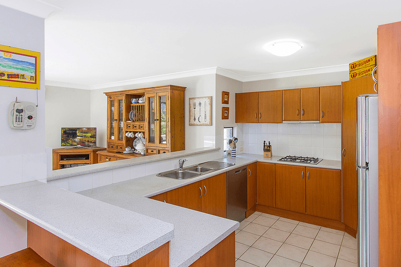 42 Clydesdale Street, Wadalba, NSW 2259