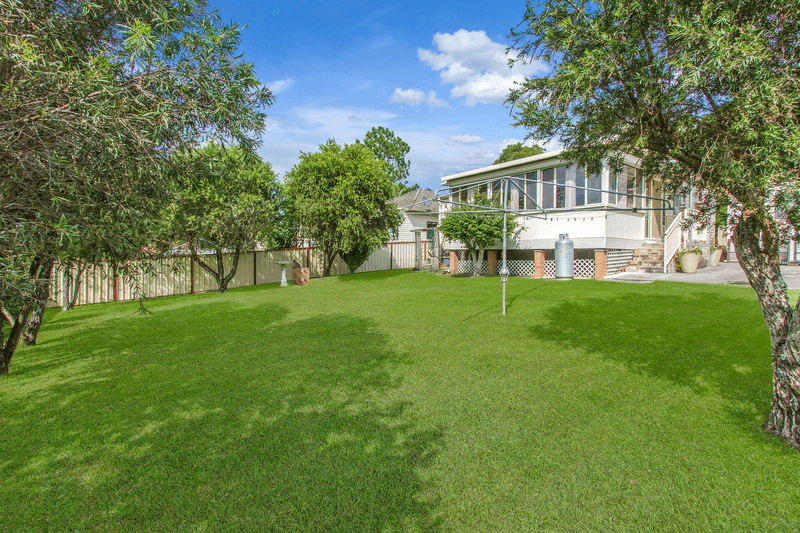 13 Chapman Avenue, Wyong, NSW 2259