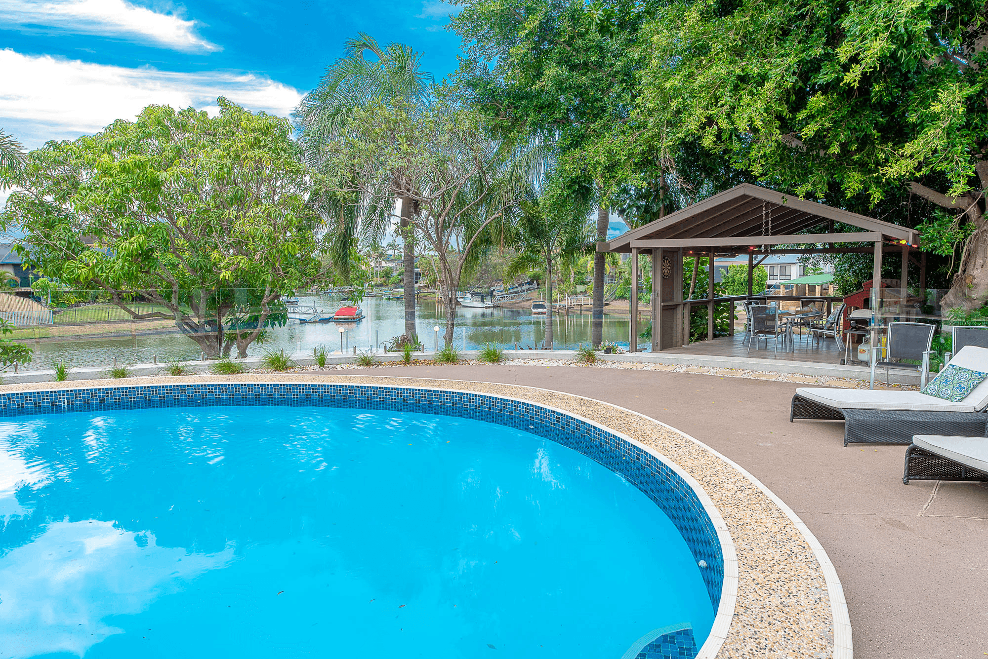 10 Craig Avenue, Carrara, QLD 4211