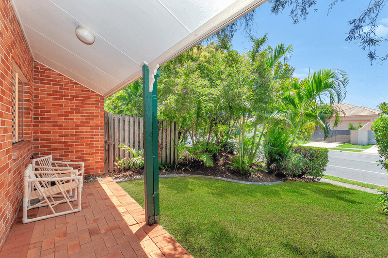 43/2 Cassowary Drive, Burleigh Waters, QLD 4220