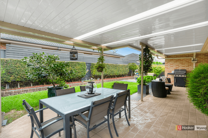 20 Cherry Blossom Crescent, Hamlyn Terrace, NSW 2259