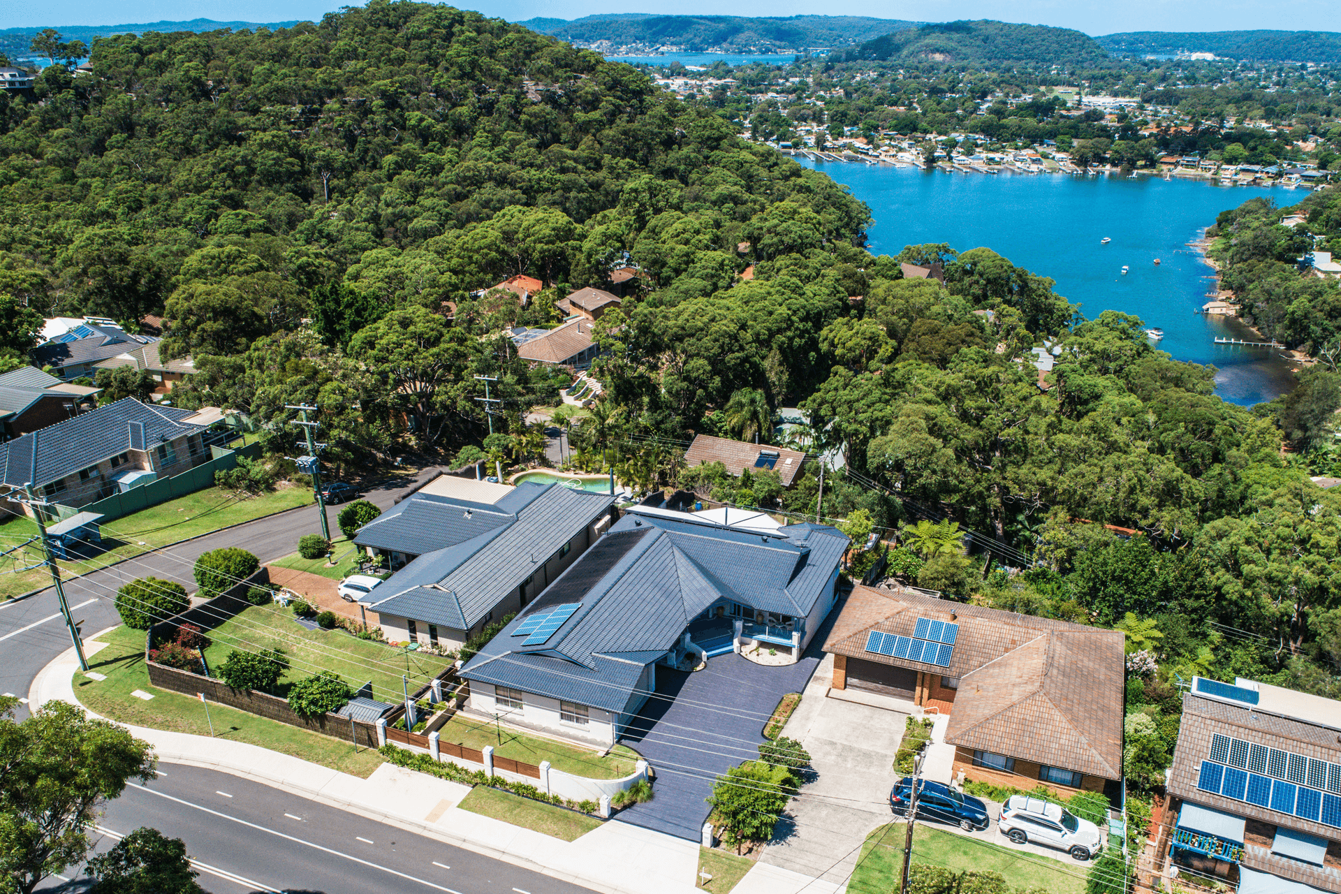 242 Woy Woy Road, Horsfield Bay, NSW 2256