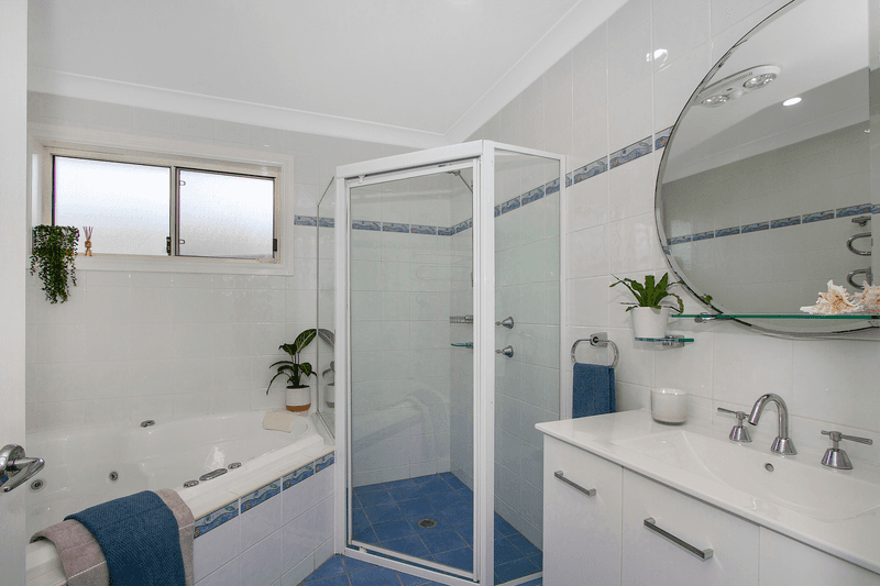 242 Woy Woy Road, Horsfield Bay, NSW 2256