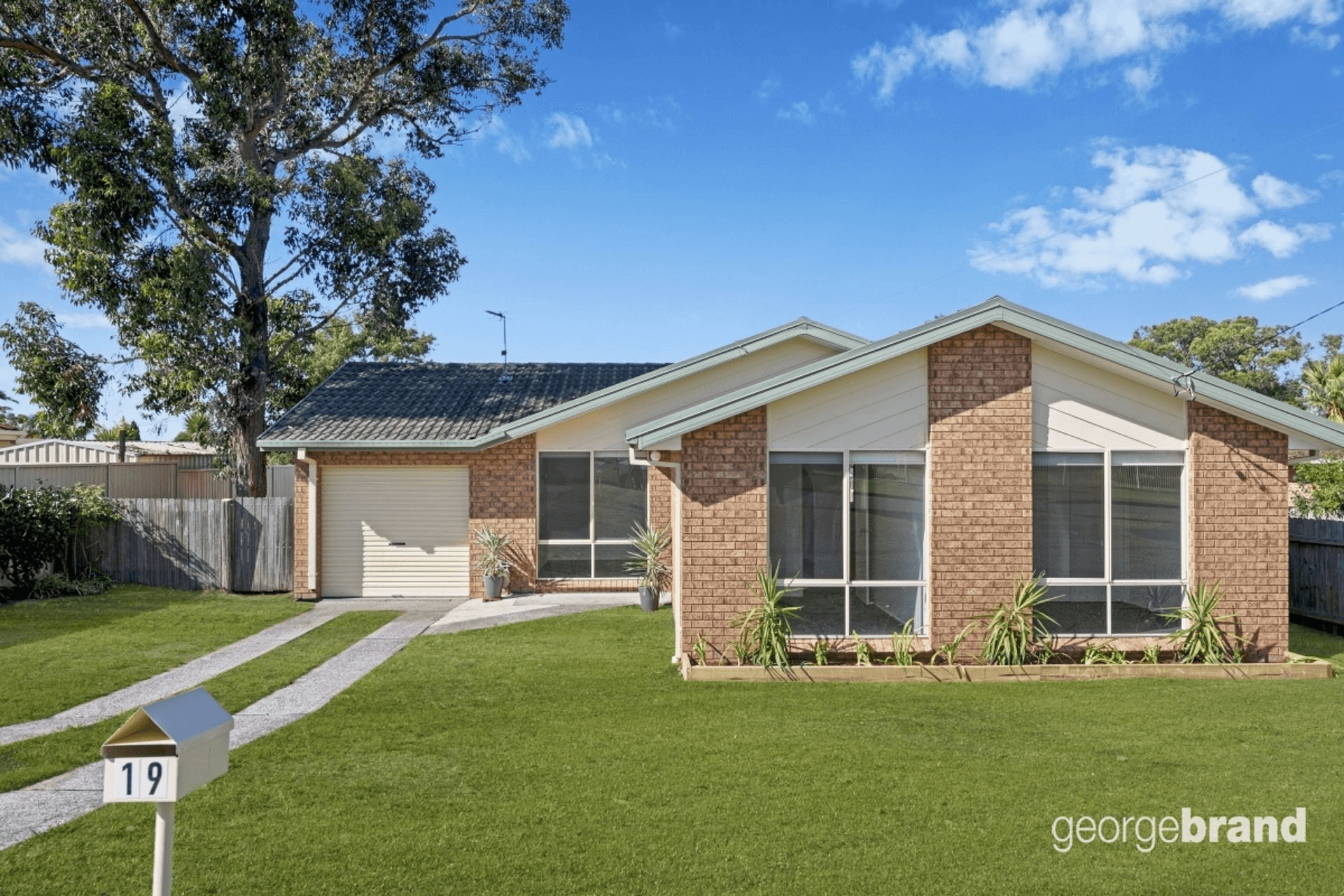 19 White Swan Avenue, BLUE HAVEN, NSW 2262