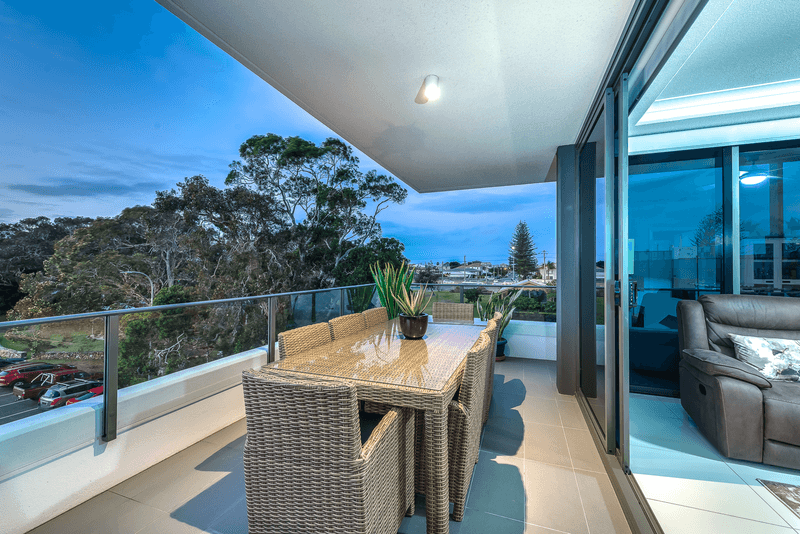 304/9-15 Markeri Street, MERMAID BEACH, QLD 4218