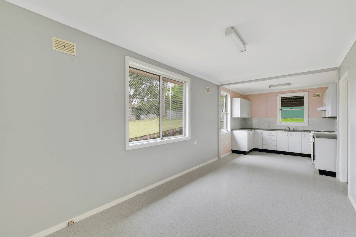 24 Owen Avenue, Wyong, NSW 2259