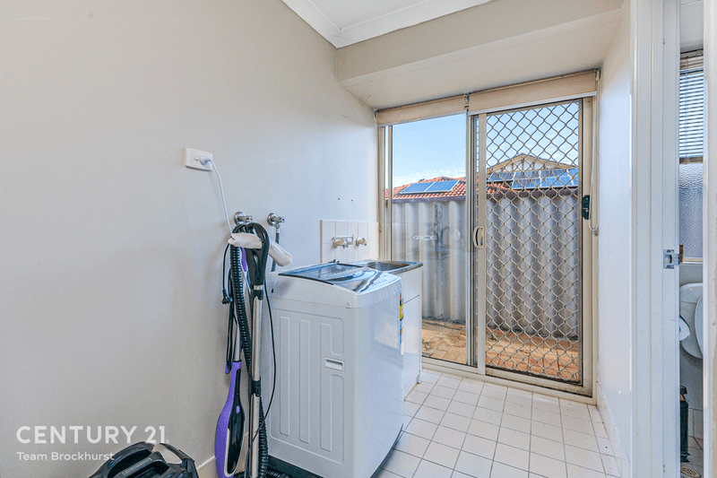 6 Aladdin Court, Huntingdale, WA 6110