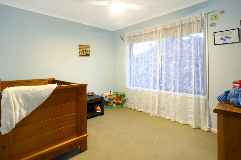 27 Jesmond Road, Helensvale, QLD 4212