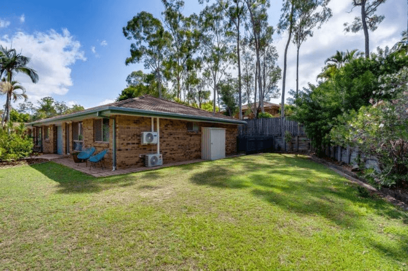 8/28-32 Golden Palms Court, ASHMORE, QLD 4214