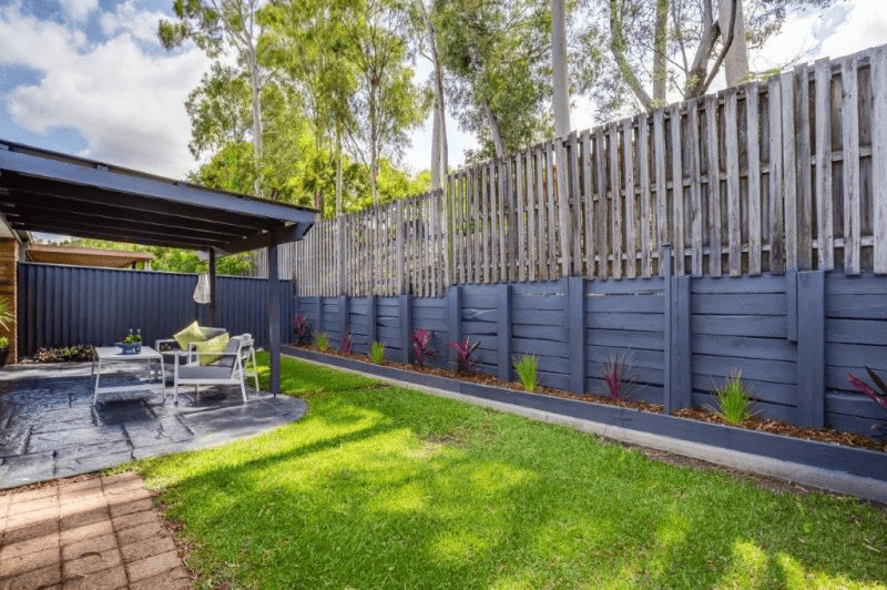 8/28-32 Golden Palms Court, ASHMORE, QLD 4214