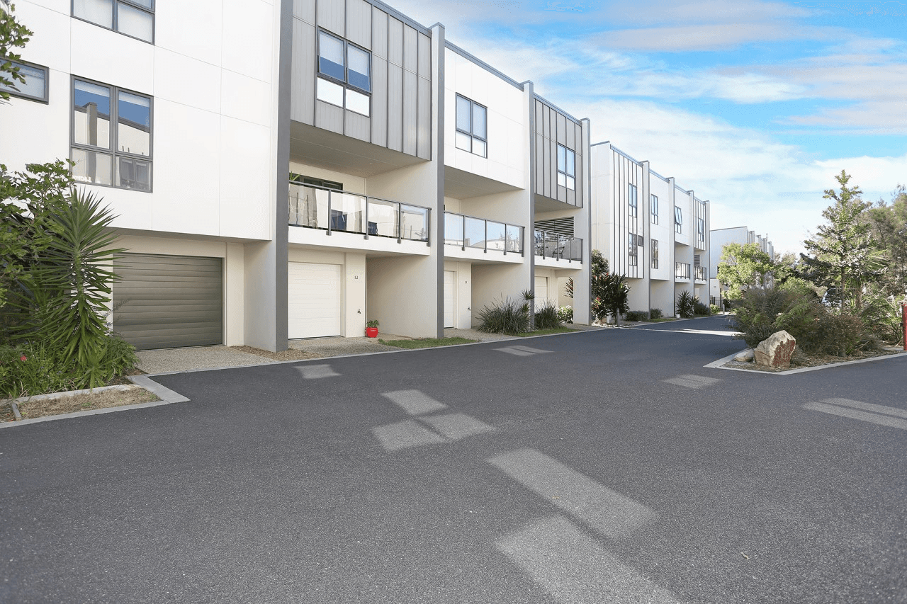 12/61 East Quay Drive, BIGGERA WATERS, QLD 4216