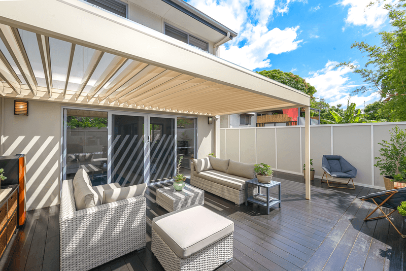 1/7 Sandy Court, SOUTHPORT, QLD 4215