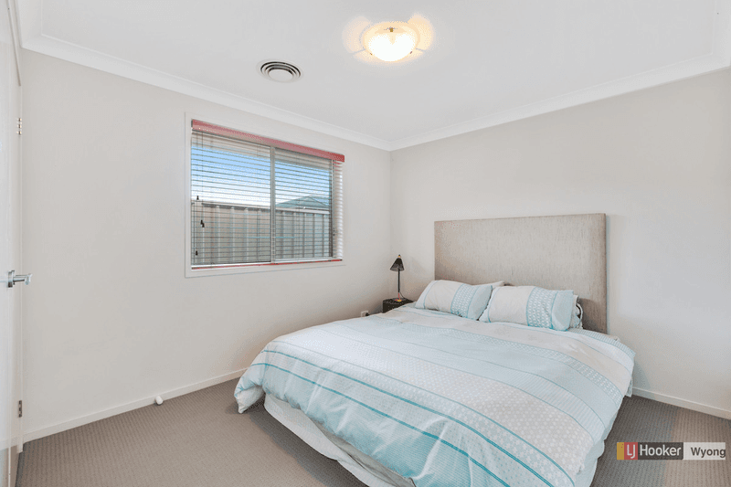 30 Wakool Crescent, Woongarrah, NSW 2259